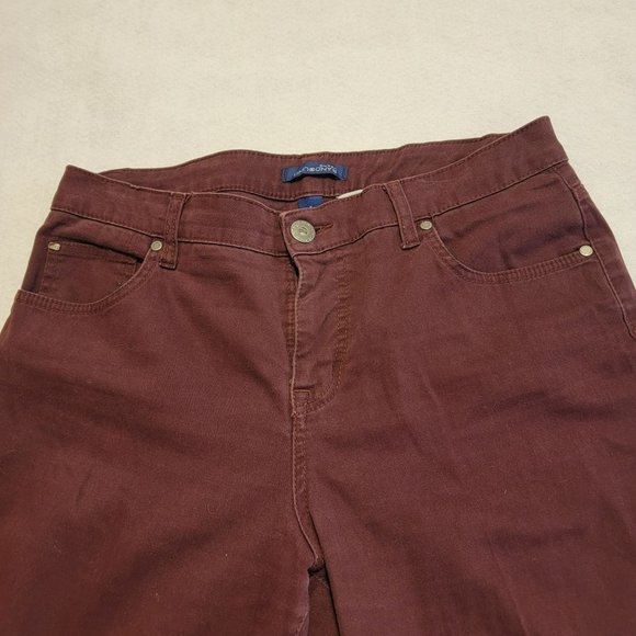 Bandolino Jeans Mandie Women's  Brushed Cotton Maroon Jeans Size 8 AVG EUC - Picture 2 of 10